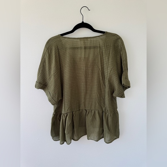 Blu Pepper Olive Peplum Woven Blouse (New With Tags) - Picture 5 of 5